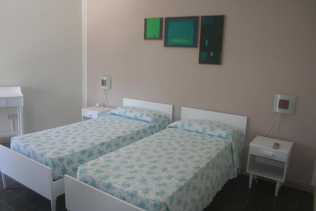 Hotel Anna Terracina Quarto foto